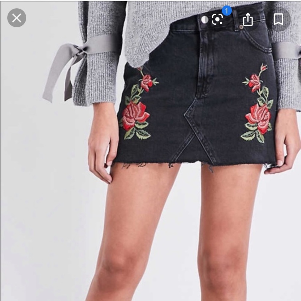 TopShop Moto Embroidered Rose Mini Skirt